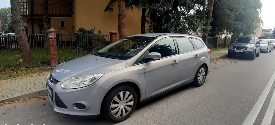 podkarpackie Ford Focus cena 17900 przebieg: 259000, rok produkcji 2011 z Rzeszów